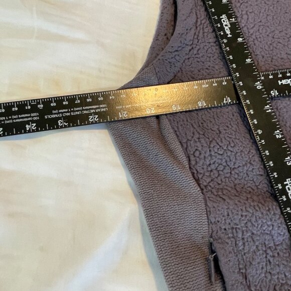 The North Face Gray Sherpa Fleece Zip-Up Vest Womens Large Highly Piling Purple - Picture 6 of 11